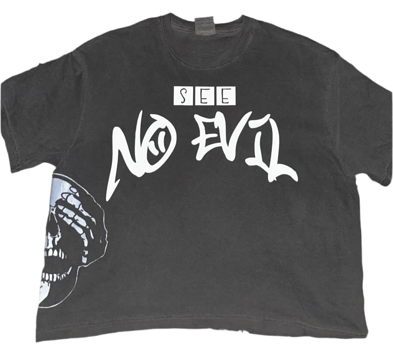 NO EViL Boxy Tee