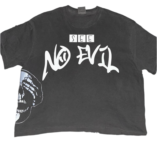 NO EViL Boxy Tee